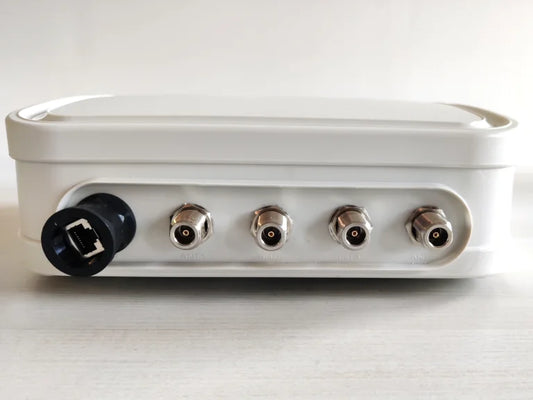 DroneScout ds240 antennanslutningar
