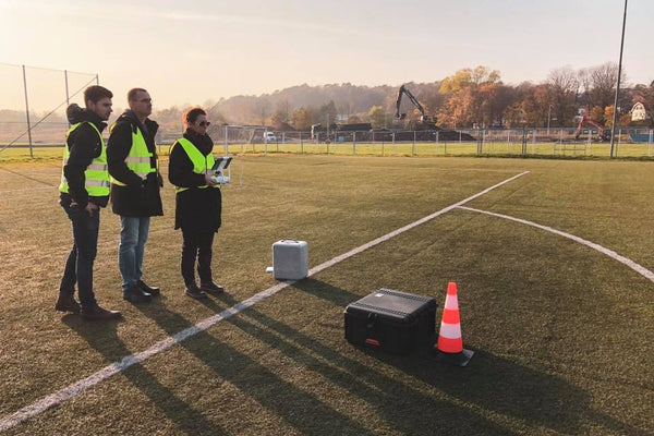 Fjärrpilot och drönare