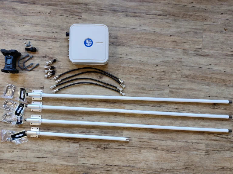 DroneScout ds240 Remote ID-mottagare med antenner